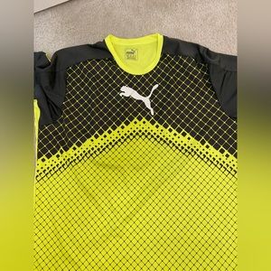Puma Men's soccer Tshirt,size XL used